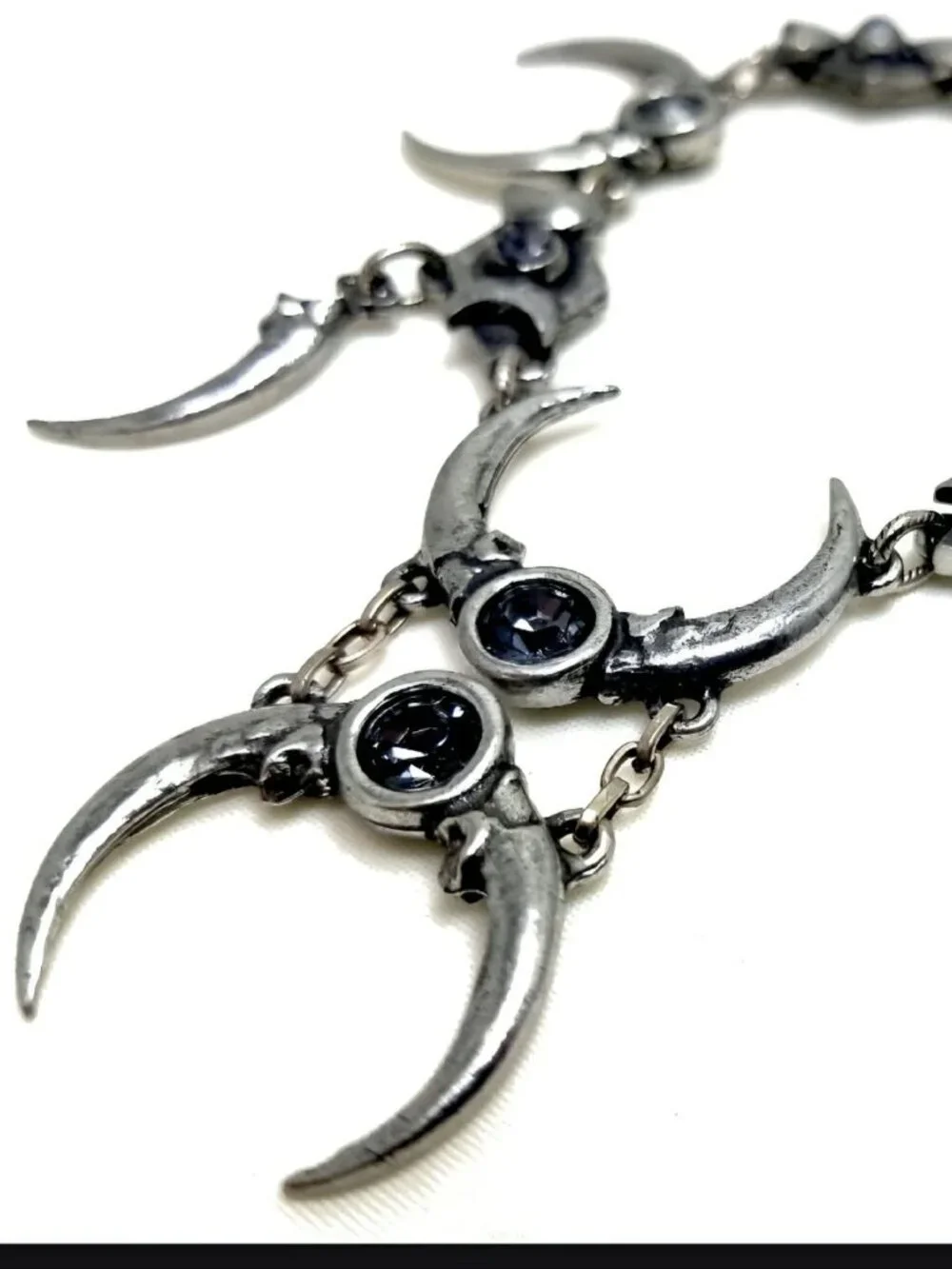 Martha Rotten Necklace - Picture 3 of 5